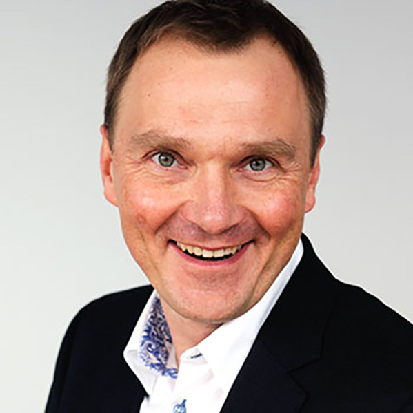 Dr. Grzegorz Ombach